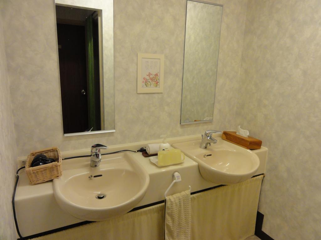 Tanigawadake Raspberry Youth Hostel มินาคามิ ภายนอก รูปภาพ